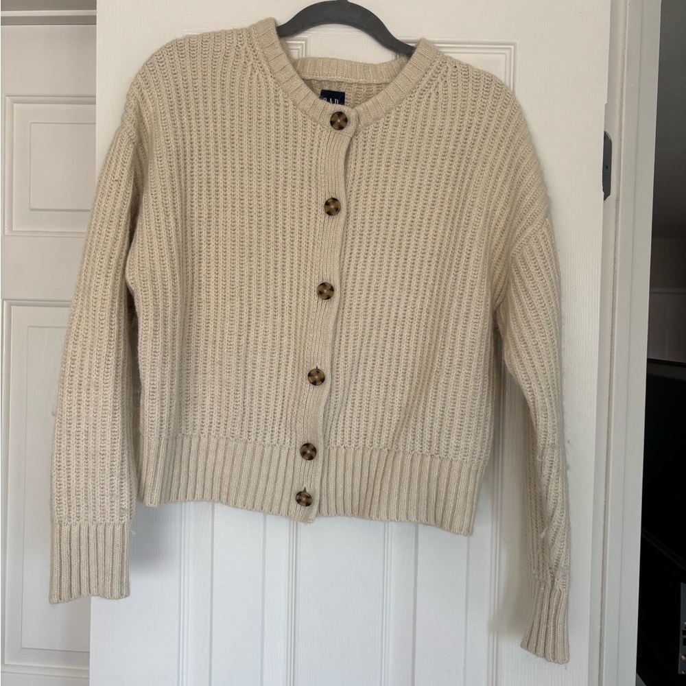 GAP Women's Cream Cardigan Sweater